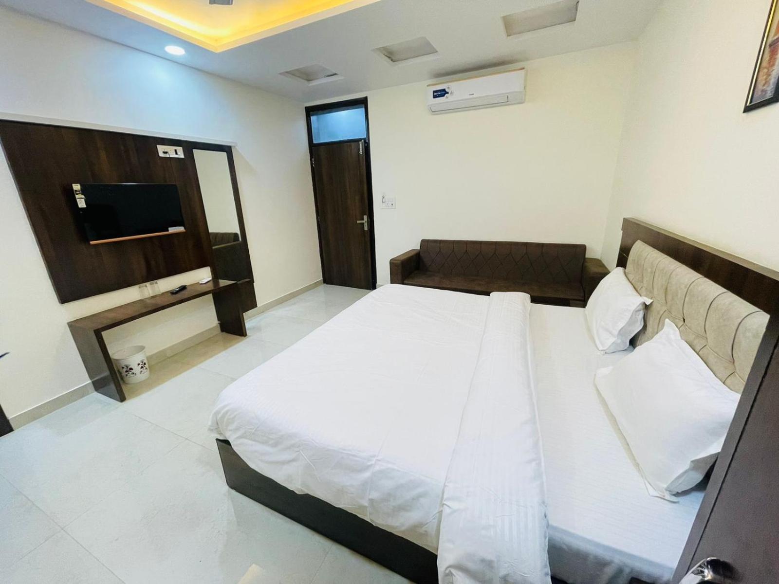 Divine Ganga - Serenity & Comfort In The Heart Of Haridwar Exterior photo